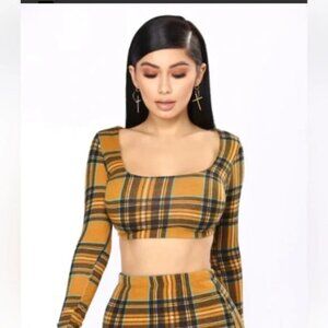 Plaid Long Sleeve Scoop Neck Crop Top Medium